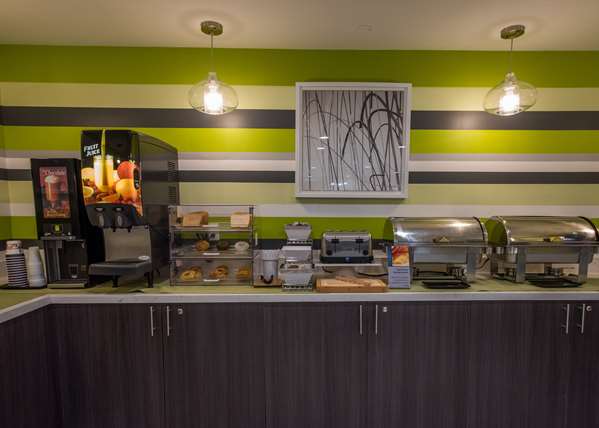 Restaurant - Best Western Plus Gardena Inn & Suites