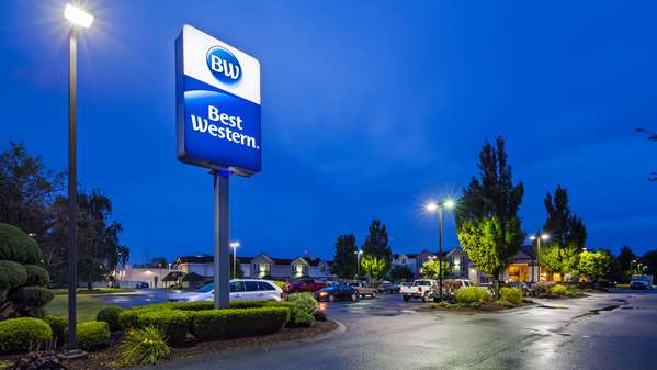 Exterior view - Best Western Hartford Hotel & Suites - I-91, Exit 27