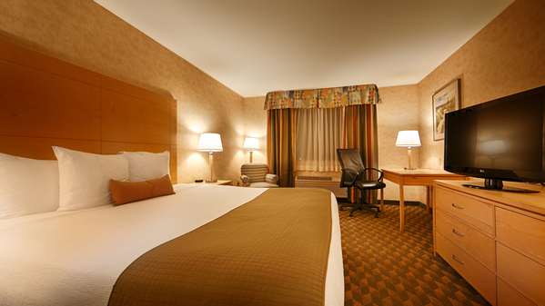  - Best Western Plus North Las Vegas Inn & Suites - I-15, Exit 48