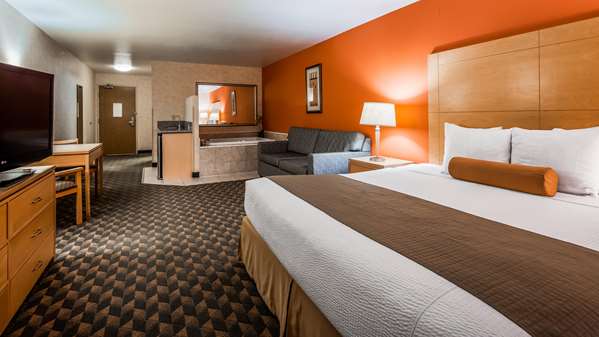  - Best Western Plus North Las Vegas Inn & Suites - I-15, Exit 48