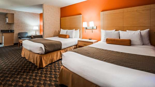  - Best Western Plus North Las Vegas Inn & Suites - I-15, Exit 48