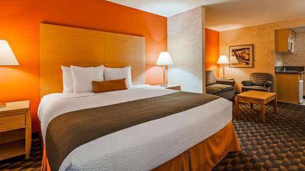  - Best Western Plus North Las Vegas Inn & Suites - I-15, Exit 48