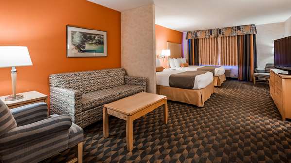  - Best Western Plus North Las Vegas Inn & Suites - I-15, Exit 48