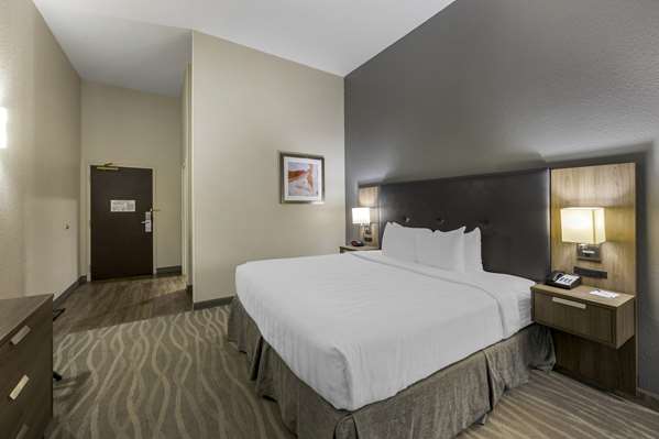 - Best Western Plus Hotel Airport Nashville - I-40, Exit 216