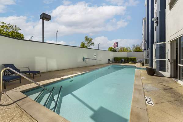Pool - Best Western Plus Hotel Airport Nashville - I-40, Exit 216