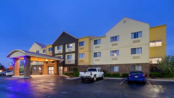 Exterior view - Best Western Muscatine Pearl City Hotel