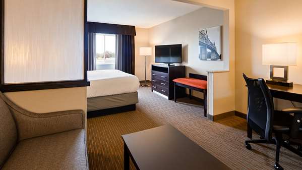  - Best Western Muscatine Pearl City Hotel