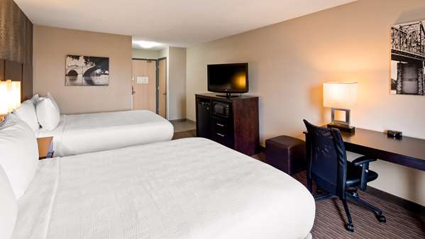  - Best Western Muscatine Pearl City Hotel