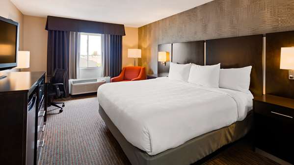  - Best Western Muscatine Pearl City Hotel
