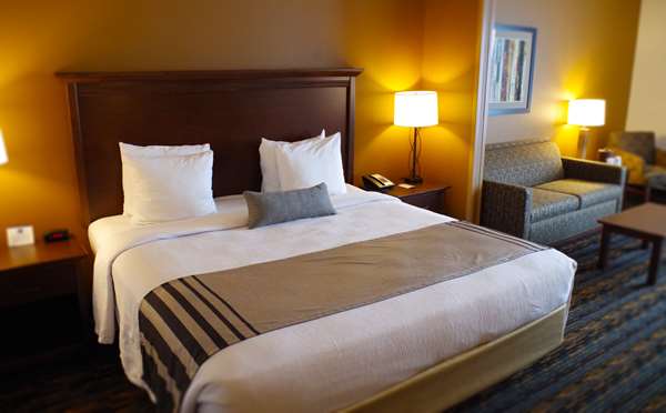  - Best Western Plus Lincoln Inn & Suites - I-80, Exit 403