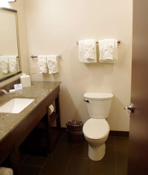  - Best Western Plus Lincoln Inn & Suites - I-80, Exit 403