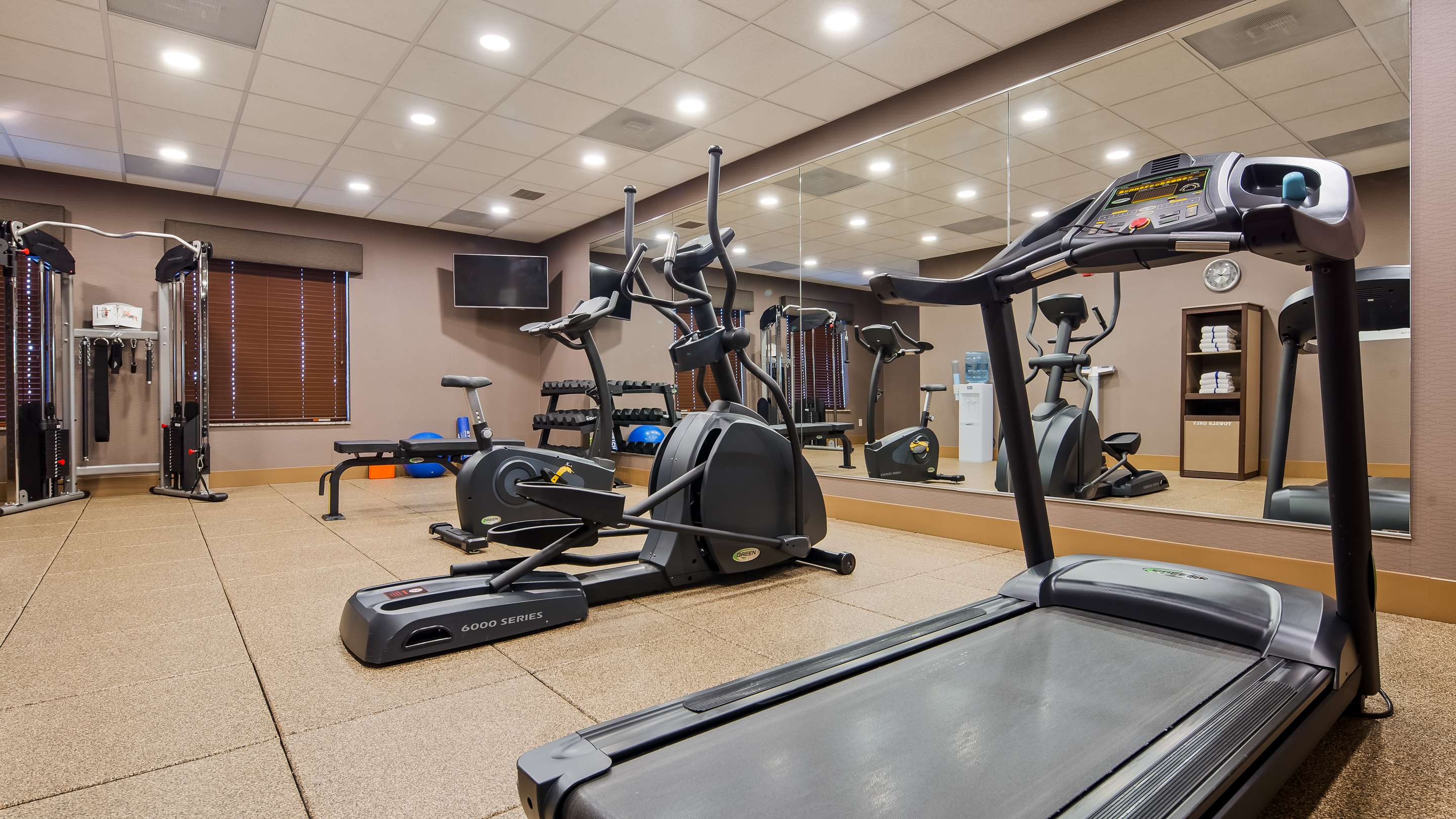 Fitness Center | Best Western Plus Lincoln Inn & Suites
