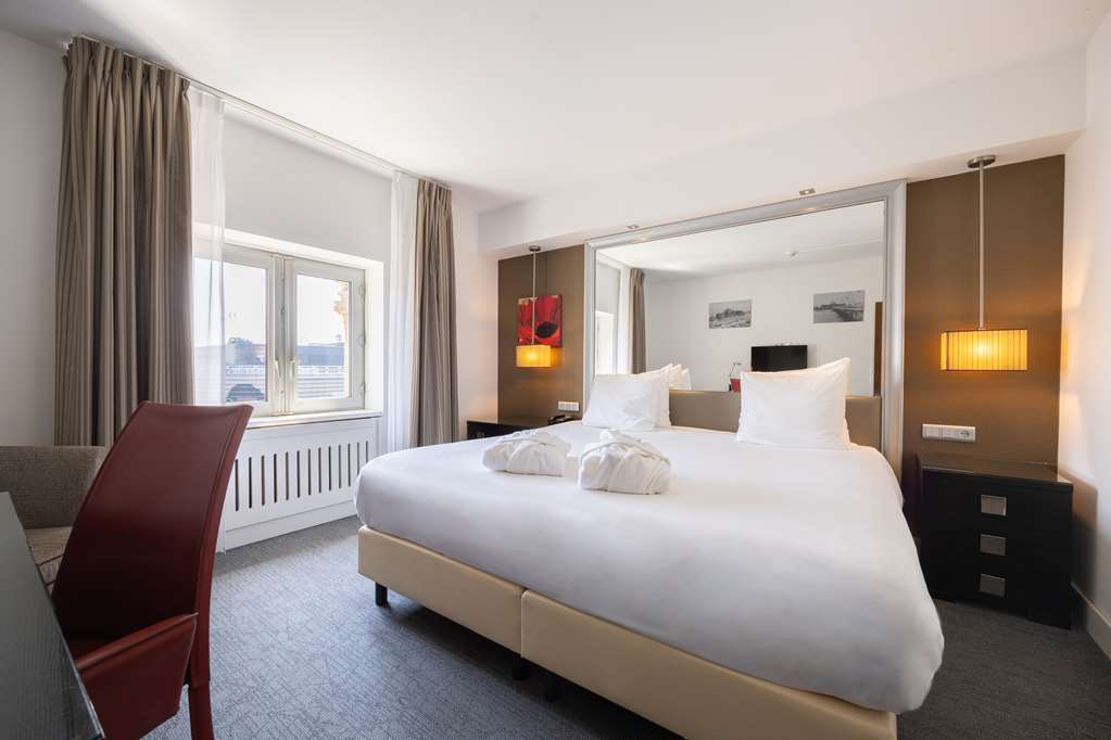 GRAND HOTEL AMRATH KURHAUS-guestroom-Guest Room,On-Site.jpg