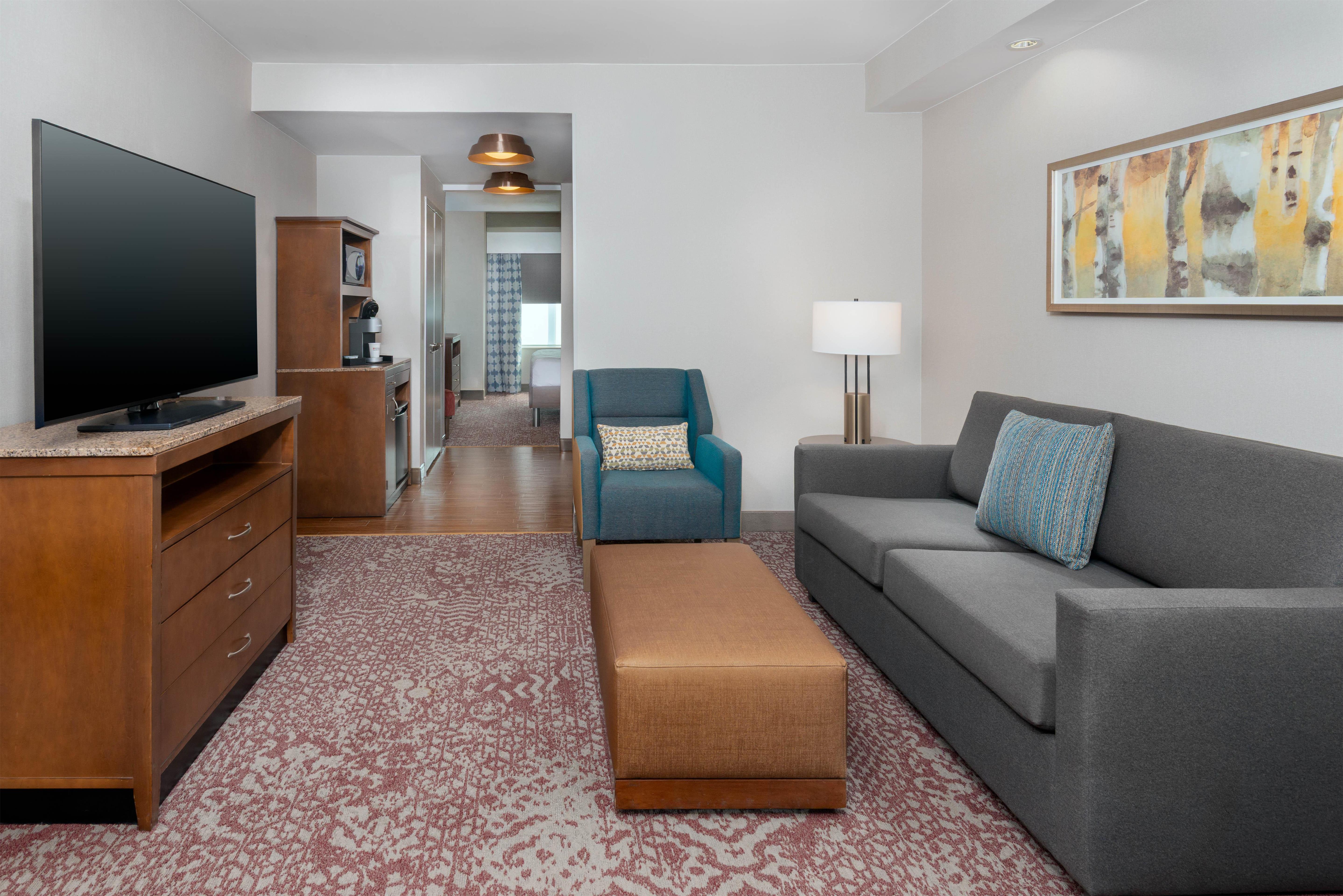 Hilton Garden Inn Wayne Room Type - 1 KING BED 1 BEDROOM SUITE
