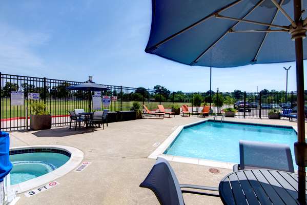 Pool - Hampton Inn East Houston - I-10, Exit 776A