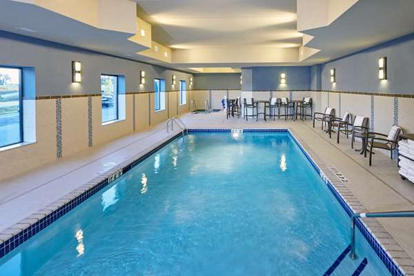 Pool - Hampton Inn & Suites Franklin