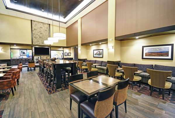 Restaurant - Hampton Inn & Suites Franklin