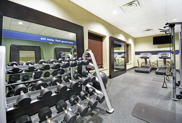 Fitness/ Exercise Room - Hampton Inn & Suites Franklin