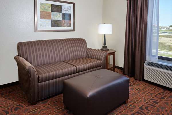  - Hampton Inn & Suites Franklin