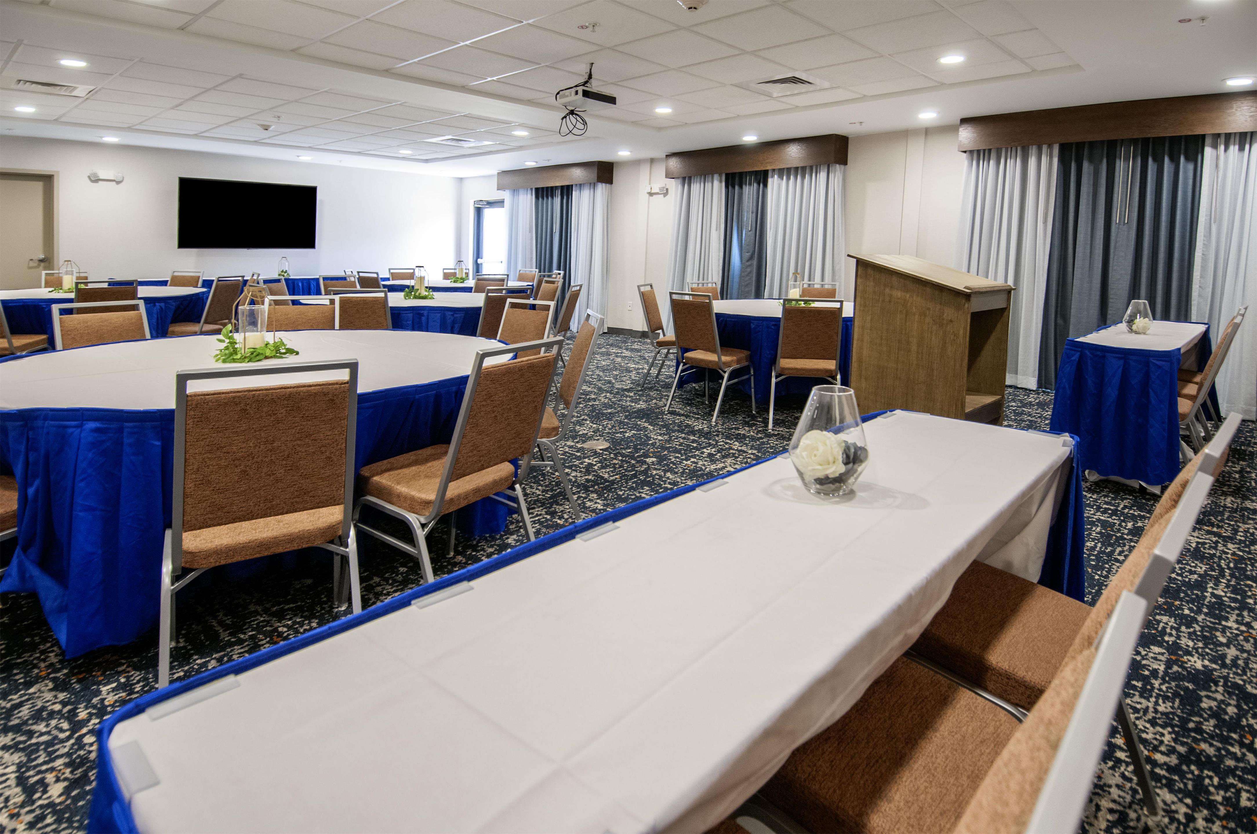 Meeting Room | Hampton Inn & Suites Monroe