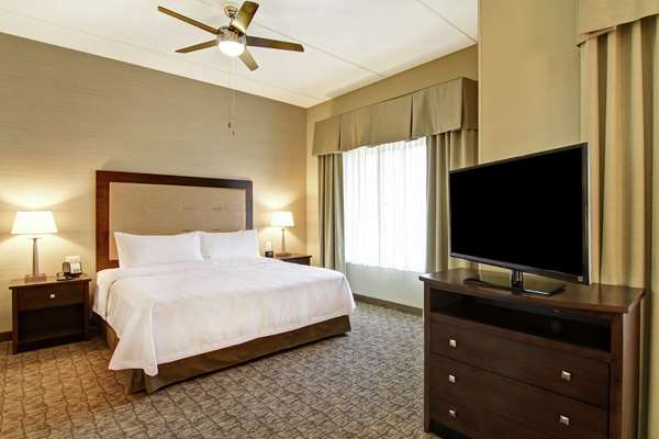  - Homewood Suites by Hilton Woodbridge - I-95, Exit 156