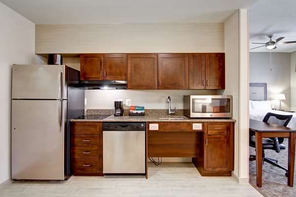  - Homewood Suites by Hilton Woodbridge - I-95, Exit 156