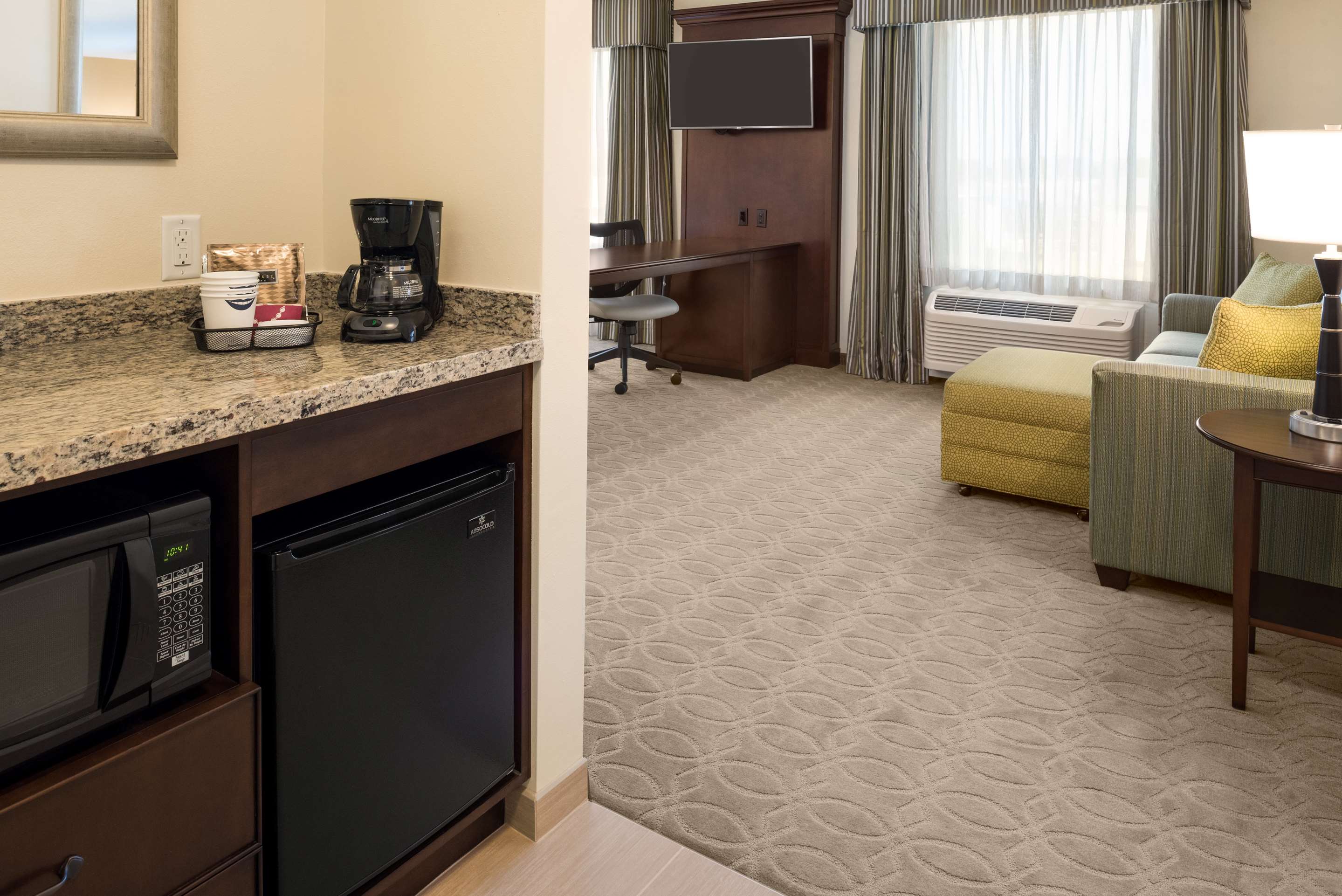 Guest room