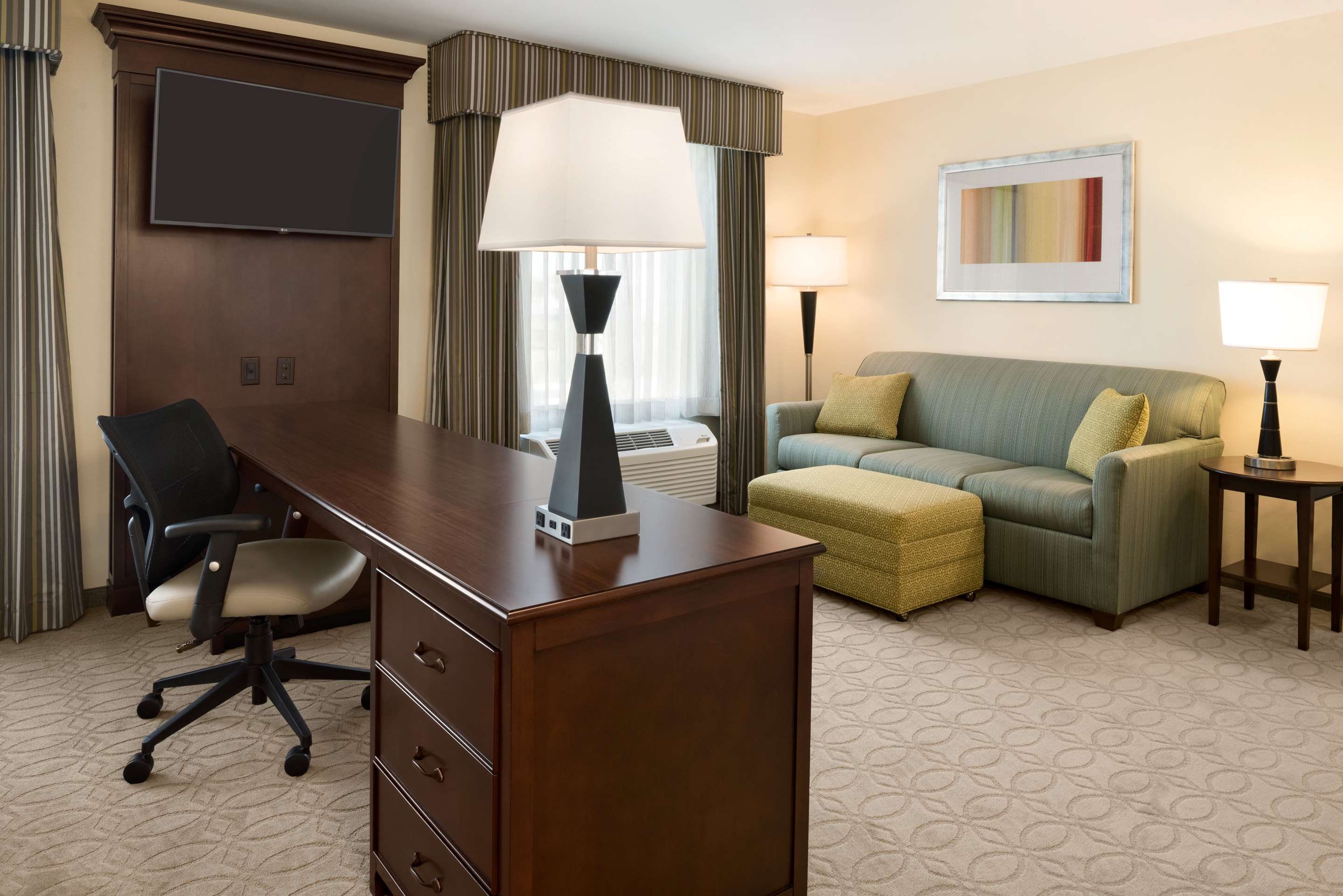 Guest room