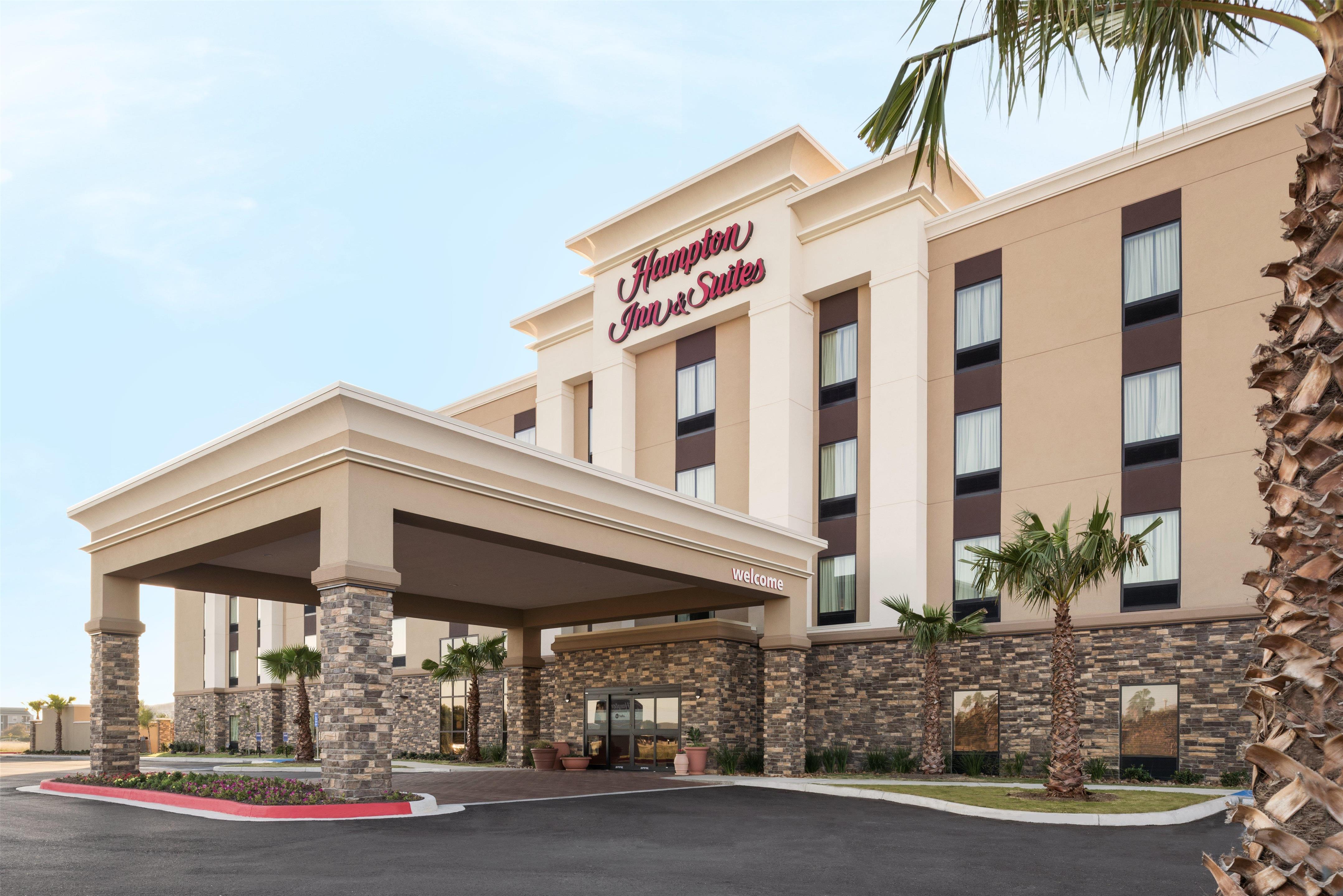 Exterior | Hampton Inn & Suites Corpus Christi