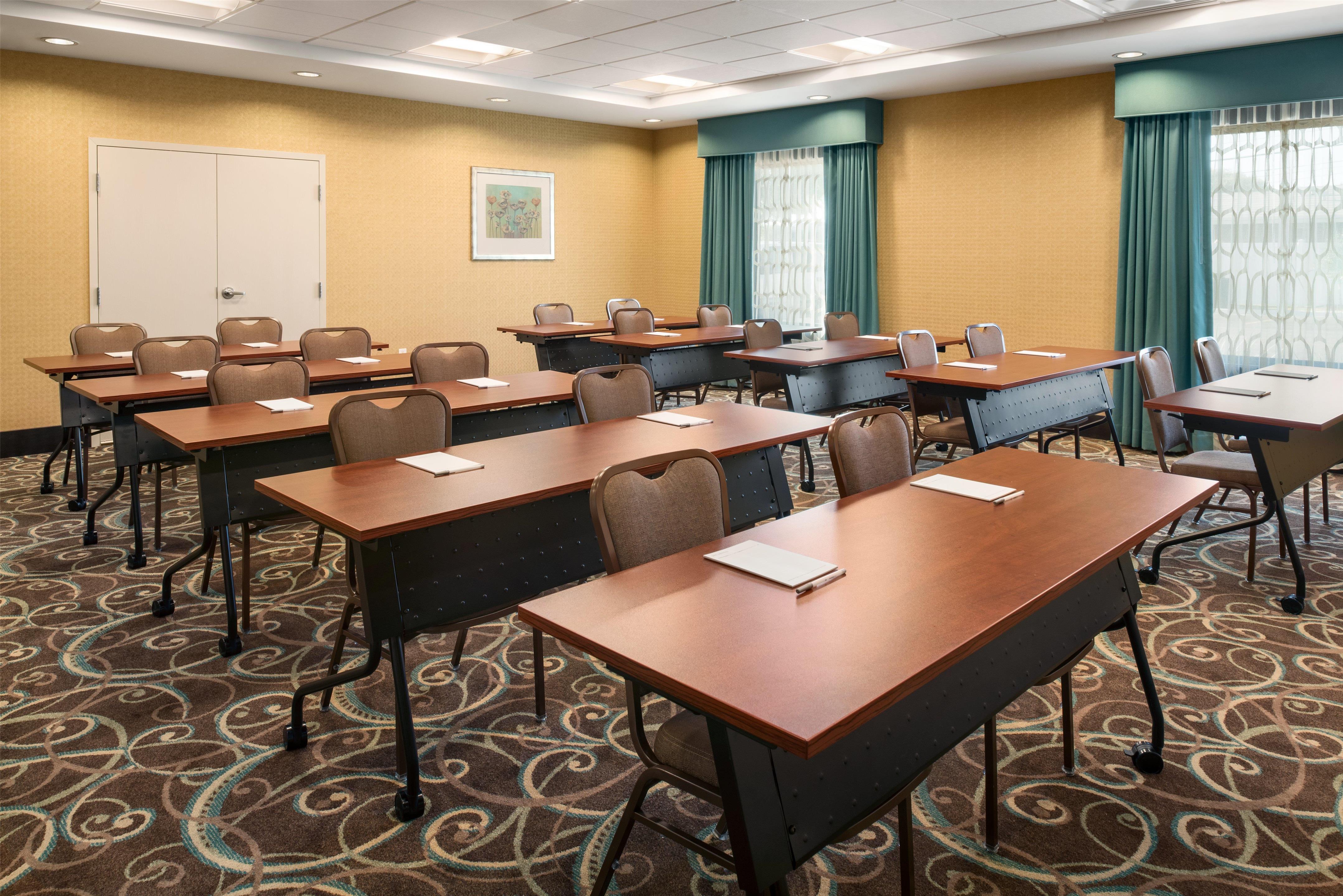 Meeting Room | Hampton Inn & Suites Corpus Christi