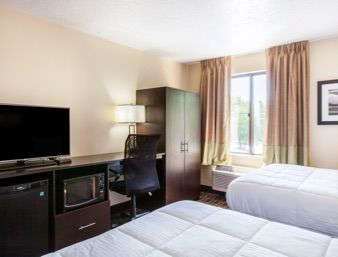 - Baymont Inn & Suites Newark - I-95, Exit 1B