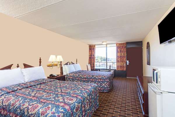  - Days Inn Pigeon Forge