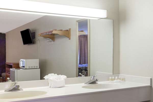  - Days Inn Pigeon Forge