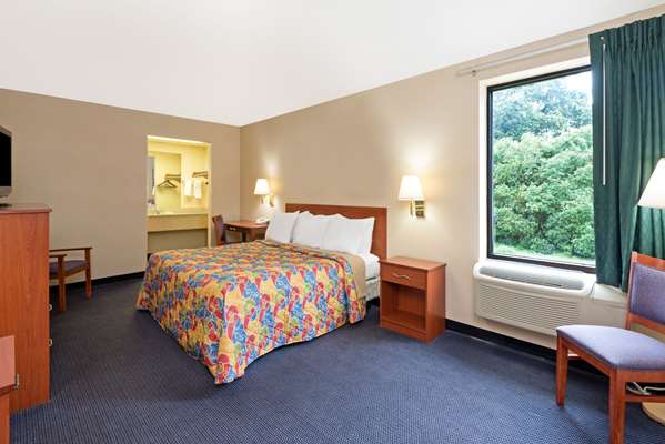  - Knights Inn Elizabethtown