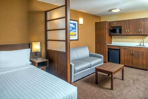 Suite - Microtel Inn & Suites by Wyndham Red Deer