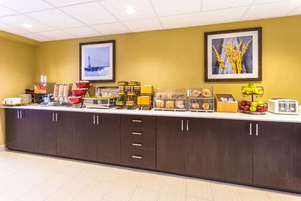  - Microtel Inn & Suites by Wyndham Whitecourt