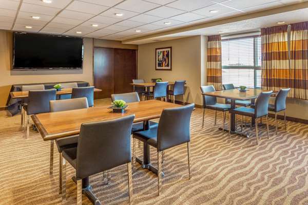  - Microtel Inn & Suites by Wyndham Whitecourt
