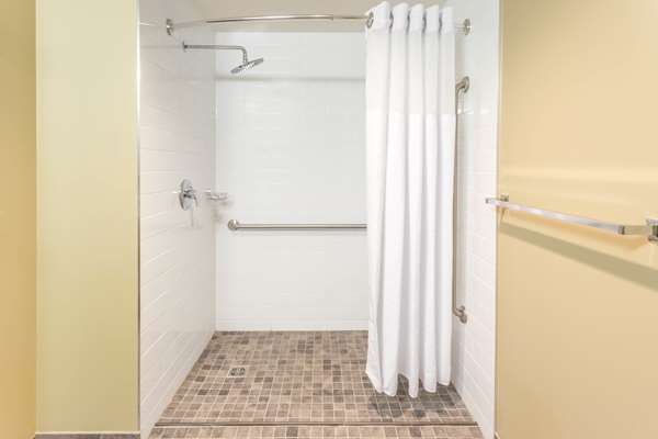  - Microtel Inn & Suites by Wyndham Whitecourt