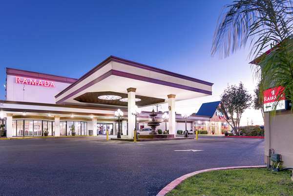 Exterior view - Ramada Hotel Metairie - I-10, Exit 228