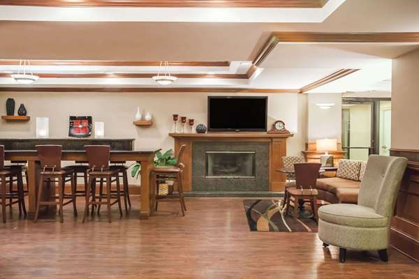  - Wingate by Wyndham Hotel North Little Rock