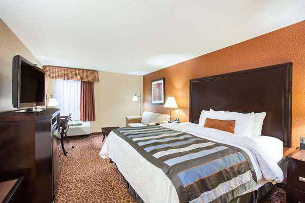 - Wingate by Wyndham Hotel North Little Rock