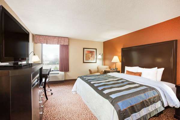  - Wingate by Wyndham Hotel North Little Rock