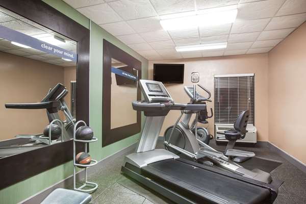Fitness/ Exercise Room - Wingate by Wyndham Hotel North Little Rock