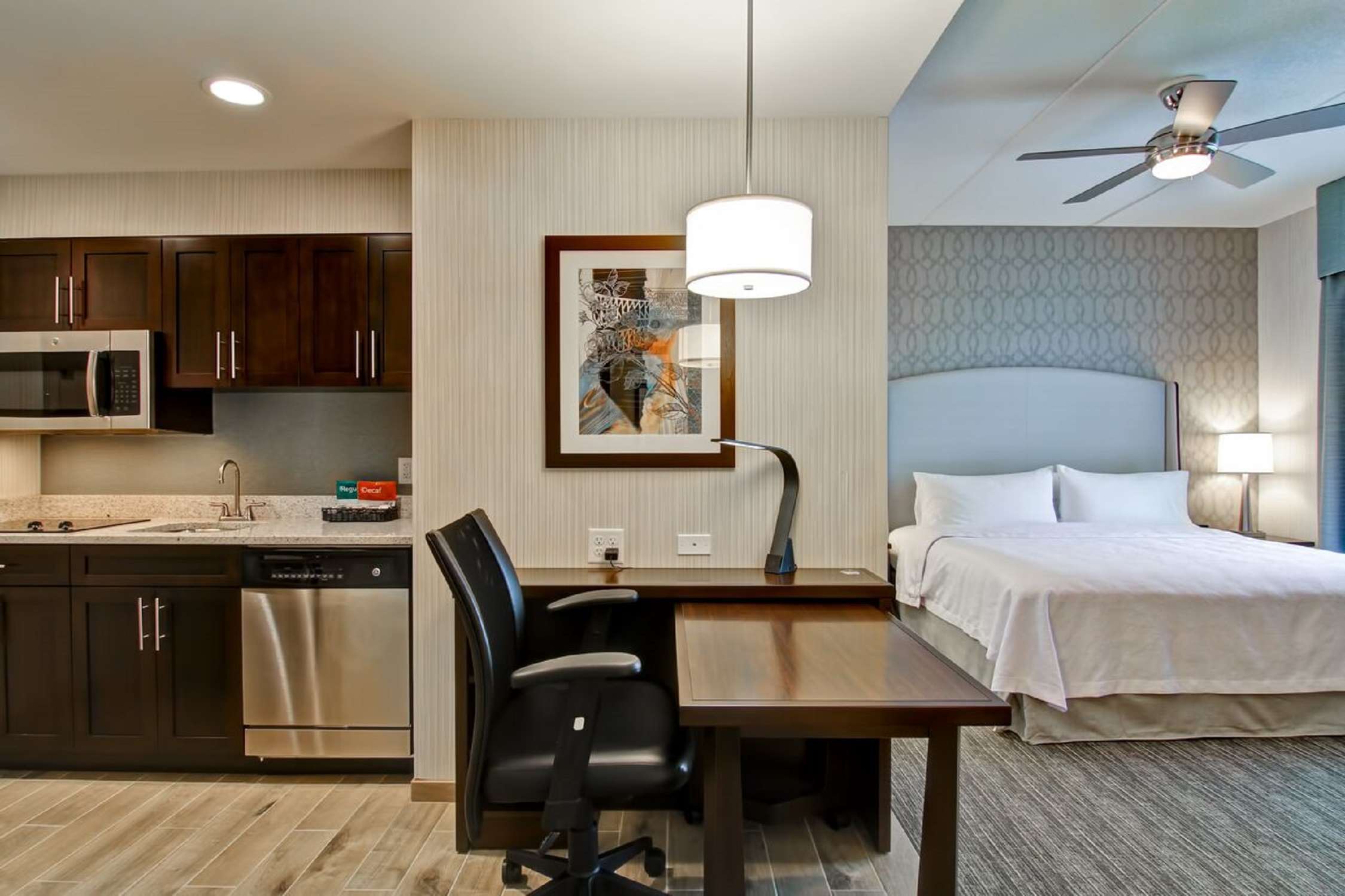 Guest room