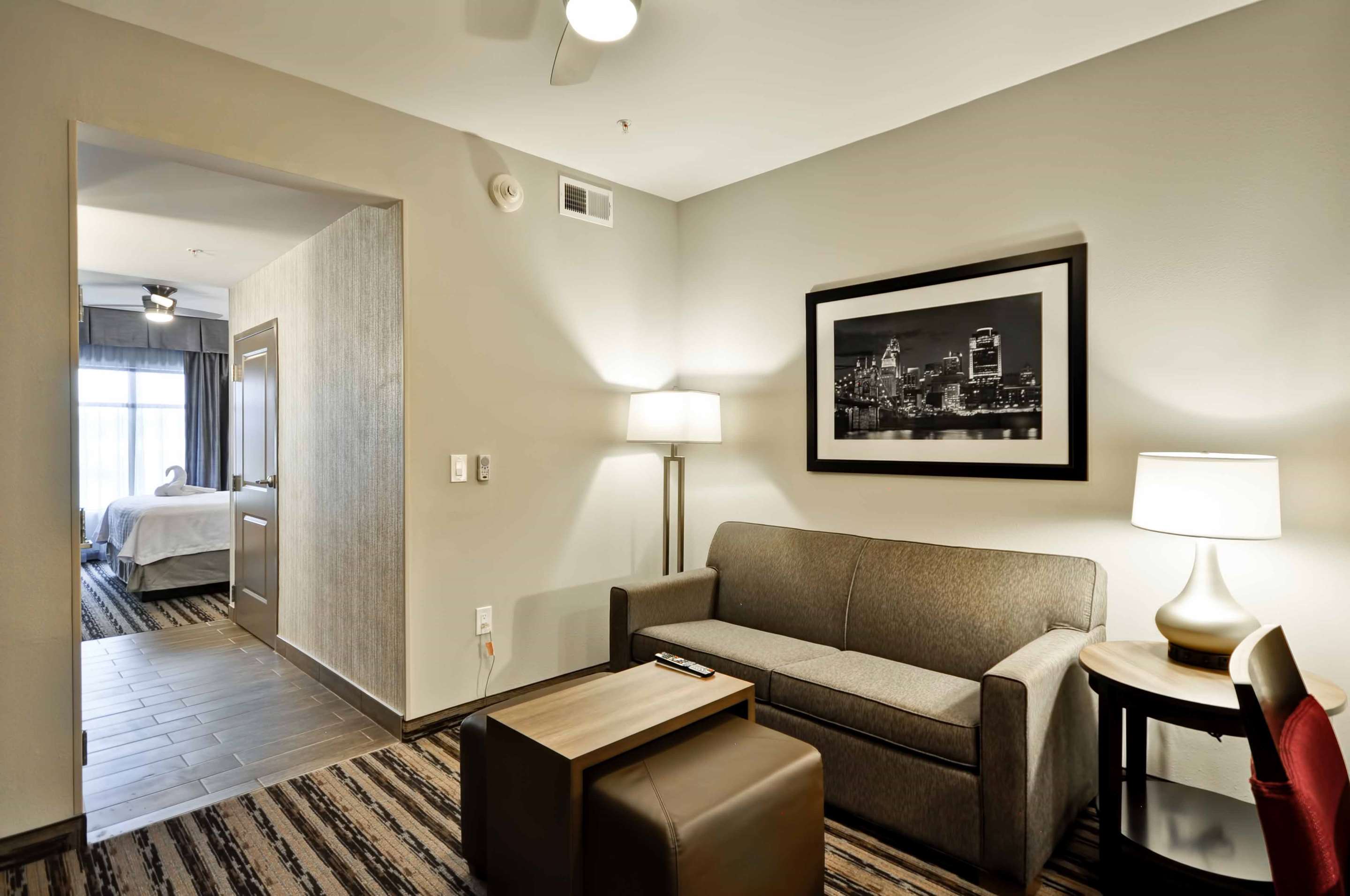 Guest room
