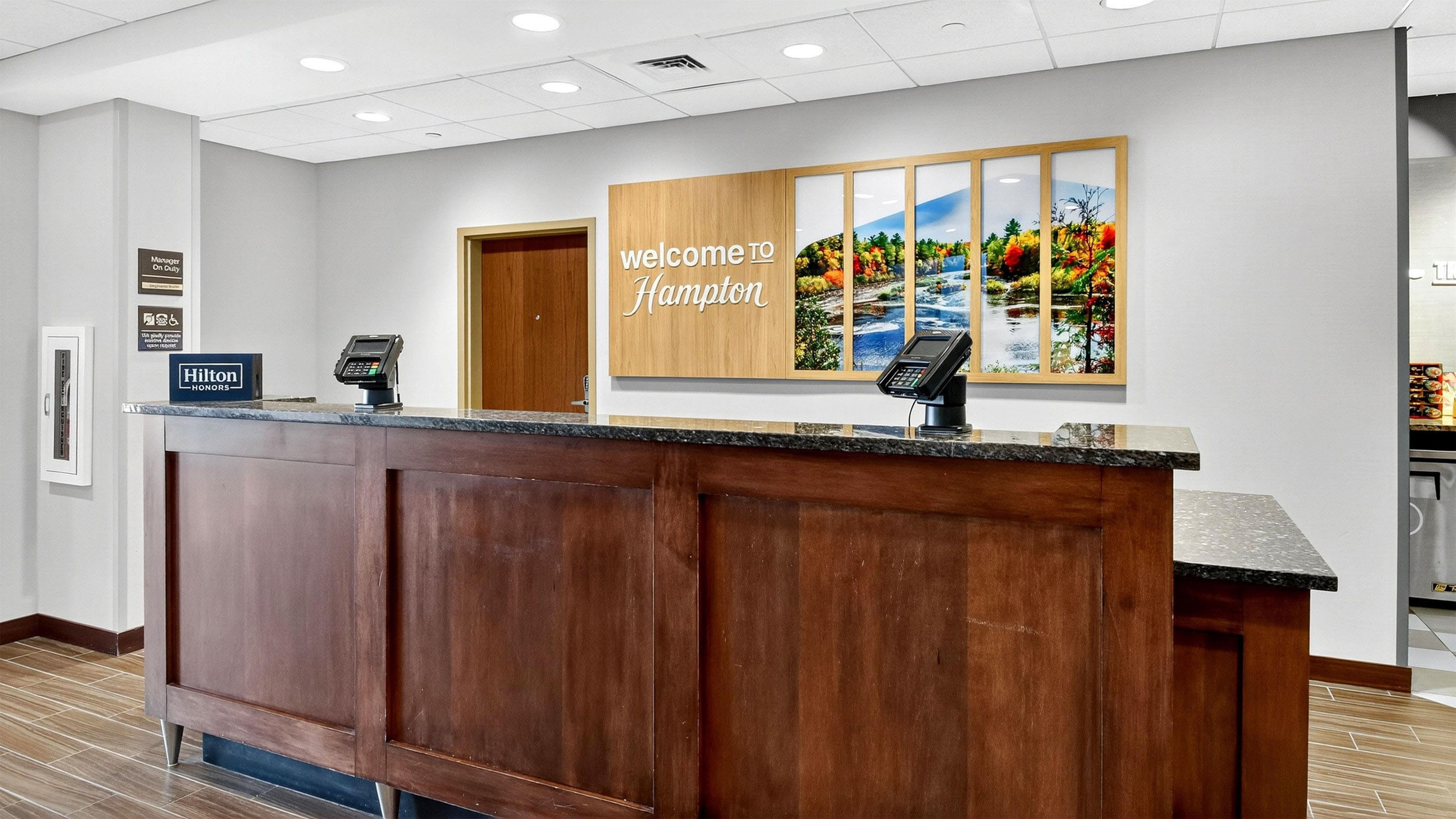 Reception | Hampton Inn & Suites Chippewa Falls
