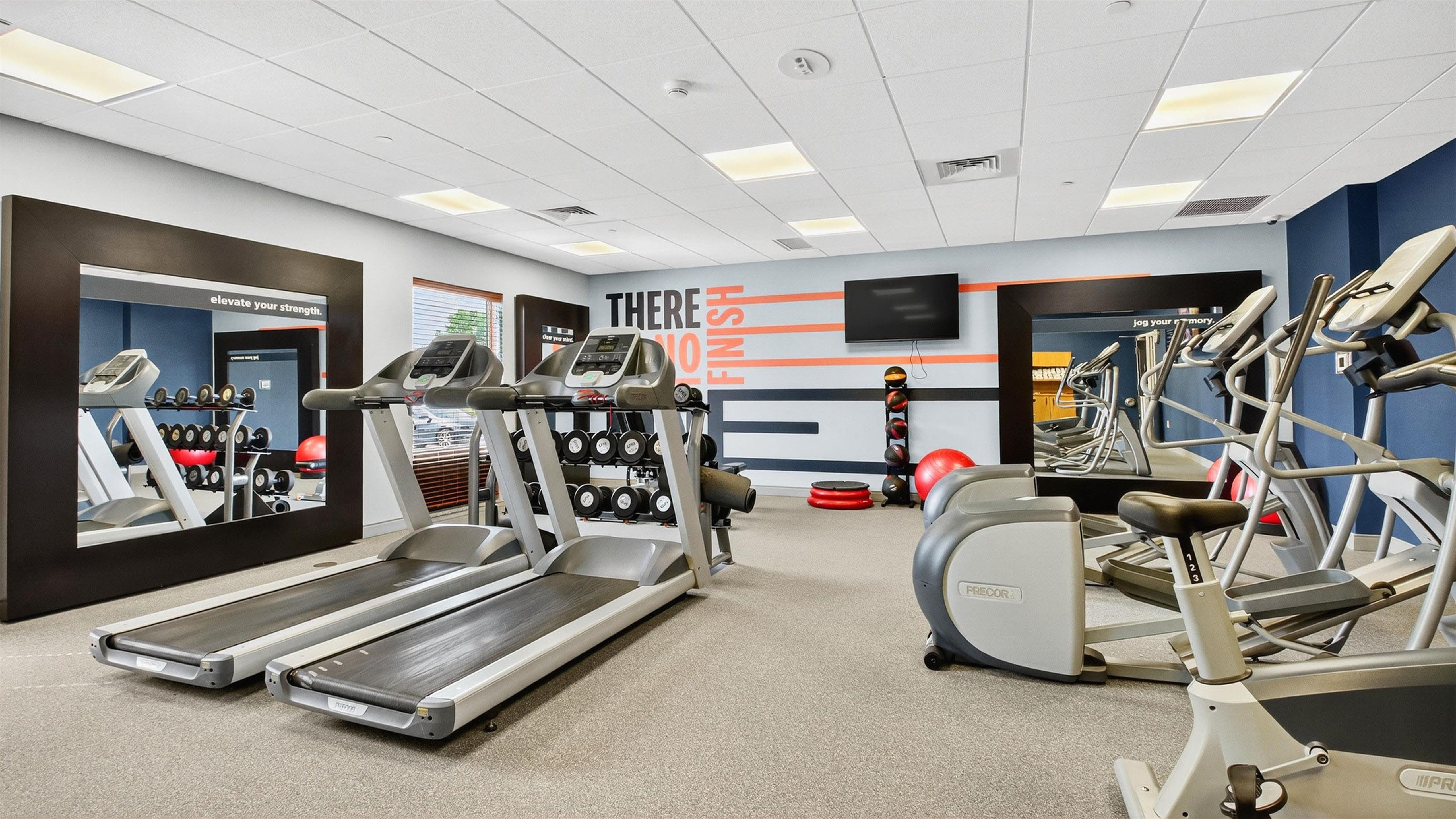 Health club fitness center gym | Hampton Inn & Suites Chippewa Falls
