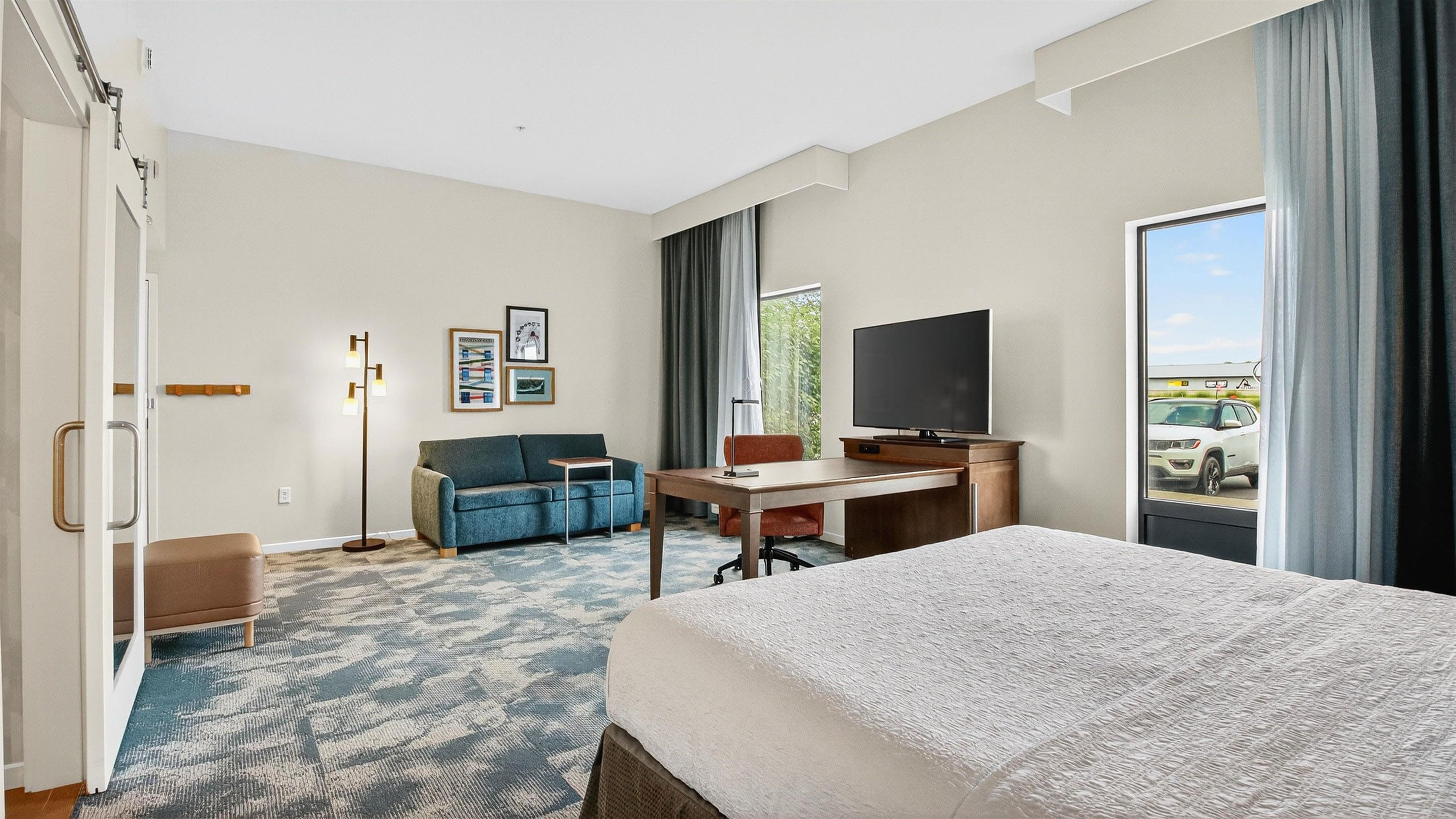 Guest room