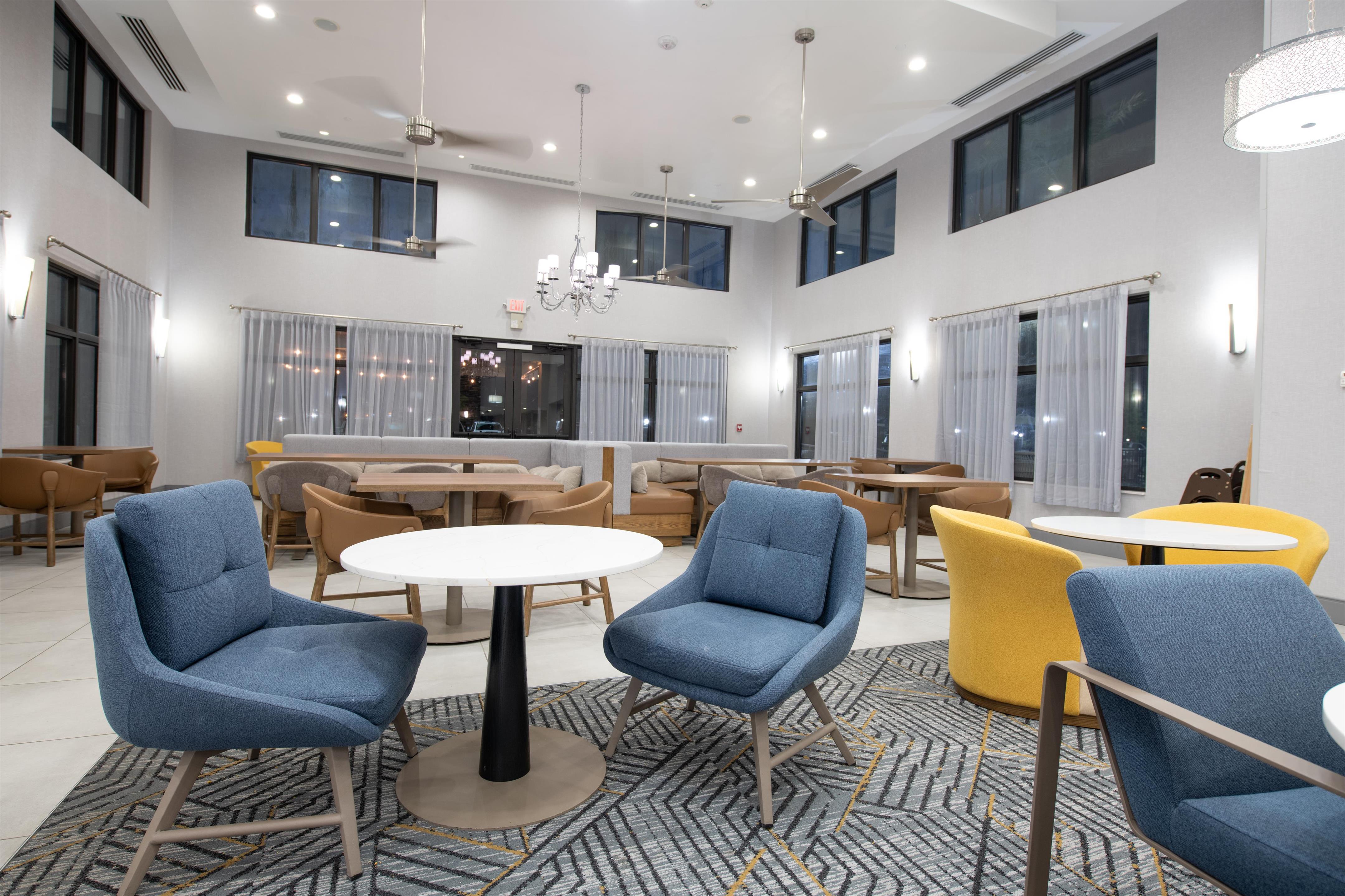 Lobby | Homewood Suites Houma, La