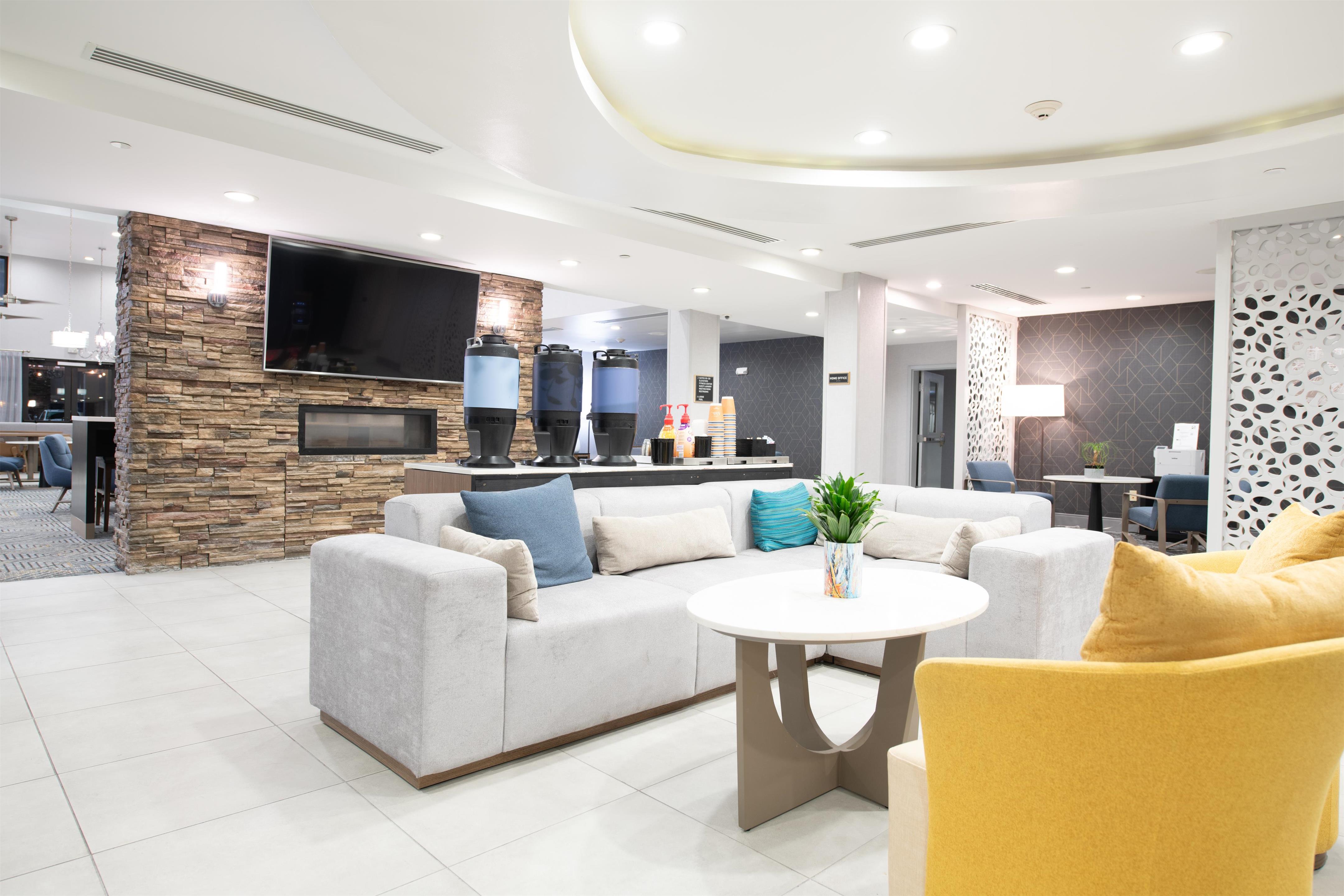 Lobby | Homewood Suites Houma, La